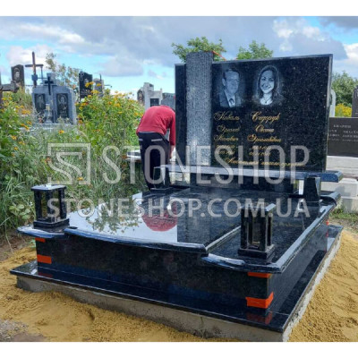 Ексклюзивний подвійний пам'ятник з темного граніту — модель 129