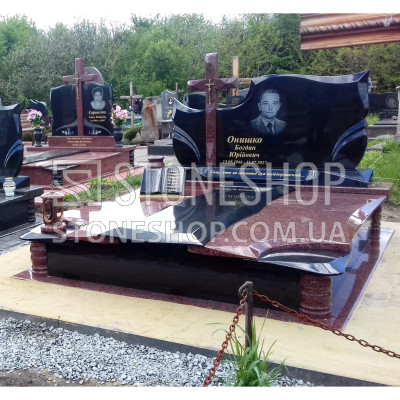 Ексклюзивний подвійний пам'ятник з червоним хрестом — модель 192