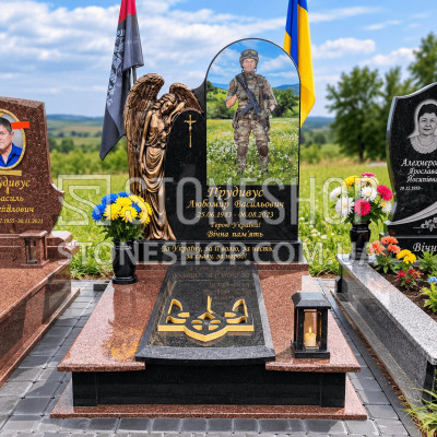 Пам'ятник Герою з бронзовим ангелом — модель Т-27