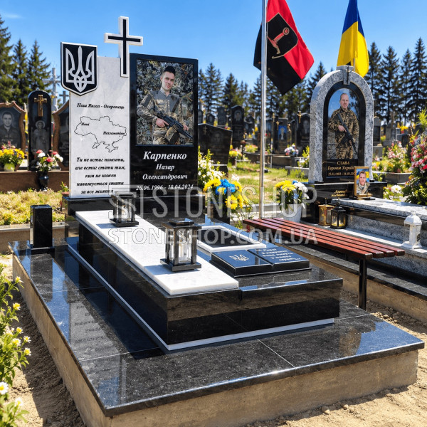 Пам'ятник військовому з тризубом і картою України — модель Т-30