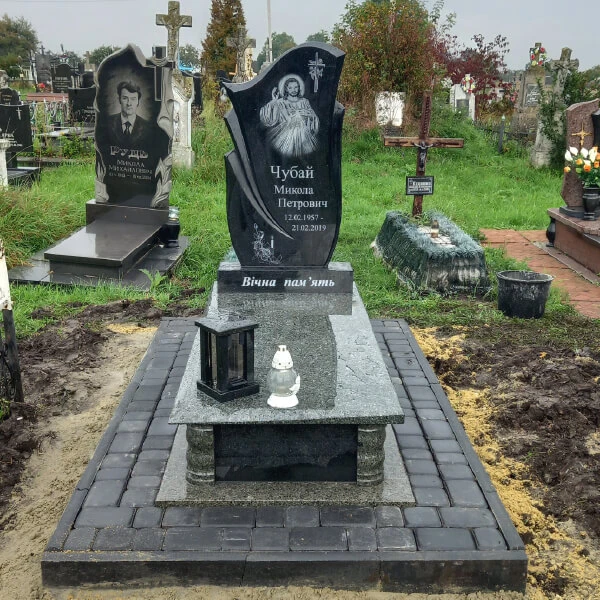 Пам'ятник граніт № 19